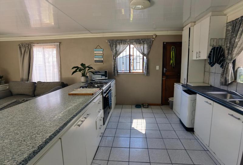 3 Bedroom Property for Sale in Goodwood Estate Western Cape